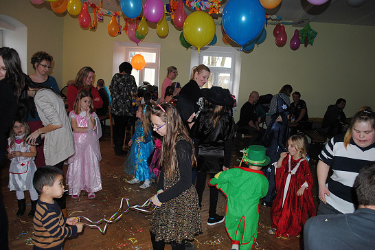 Dětský maškarní bál v Kadově 13. 2. 2016