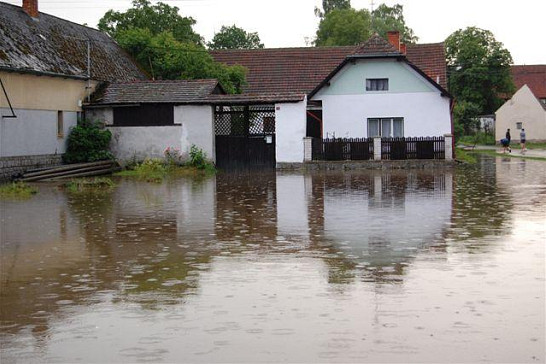 Velká voda ve Lnářském Málkově 2009