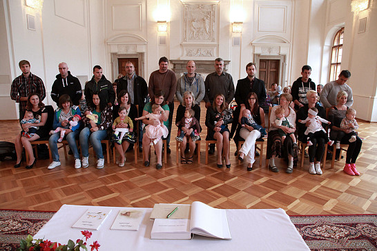 Vítání občánků na zámku ve Lnářích 20. 5. 2017