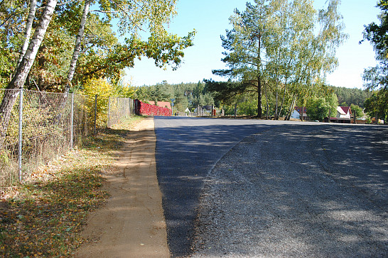 Opravená komunikace v Mračově 25.5.2020