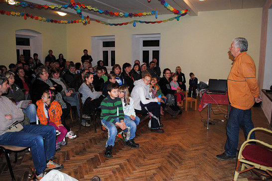 Se zvířaty za zvířaty