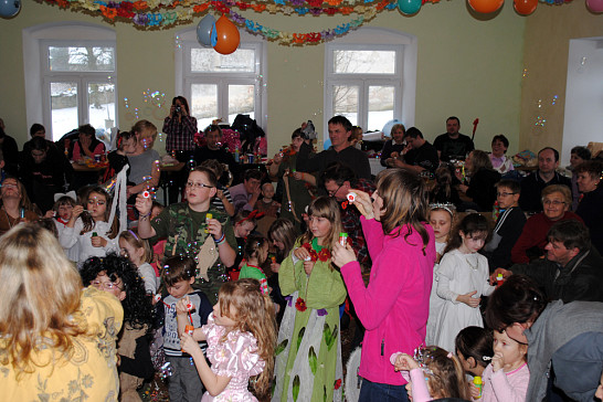 Dětský maškarní bál v Kadově
